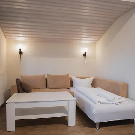 Trail Hotel
